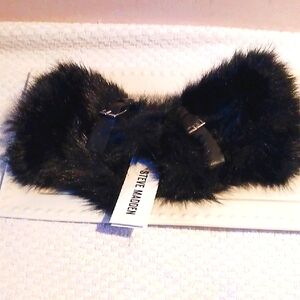 Elegant! Steve Madden ⚜️ Black Faux Fur Fingerless Glove/Mitts ⚜️